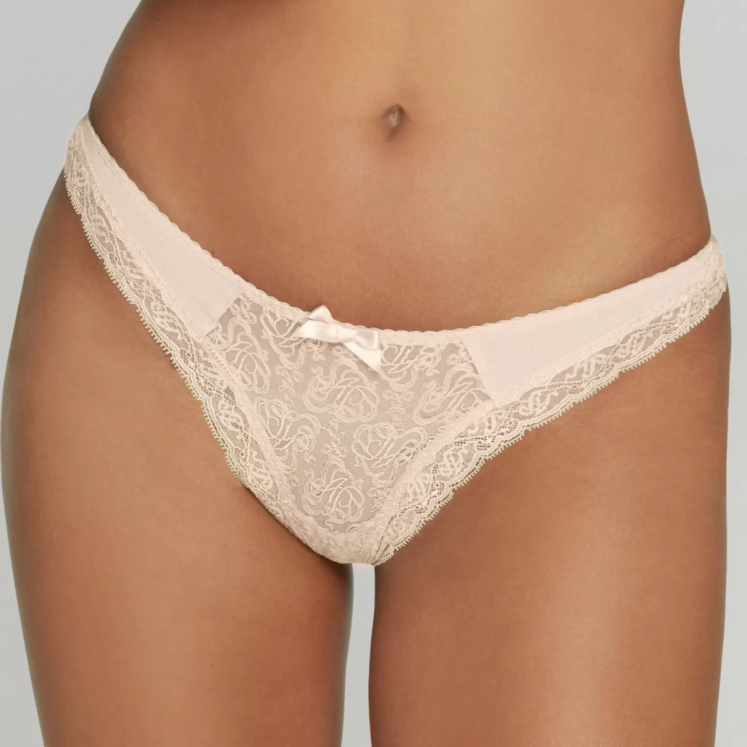 Femme Agent Provocateur String-String